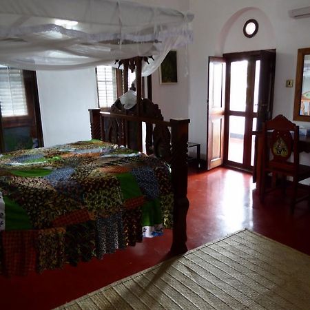 The Old Boma Hotel Mtwara Luaran gambar